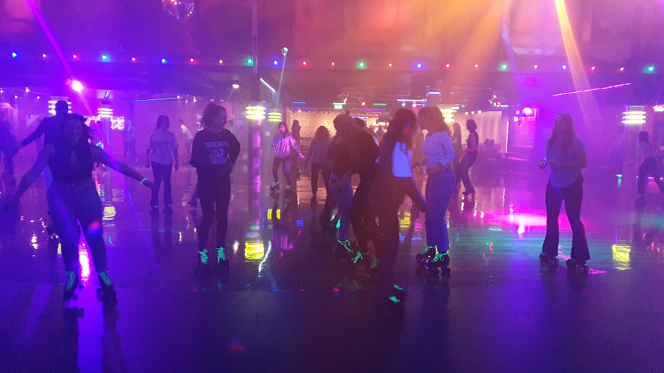 Wij zorgen samen met Glowgolf en Skatefever voor veiligheid