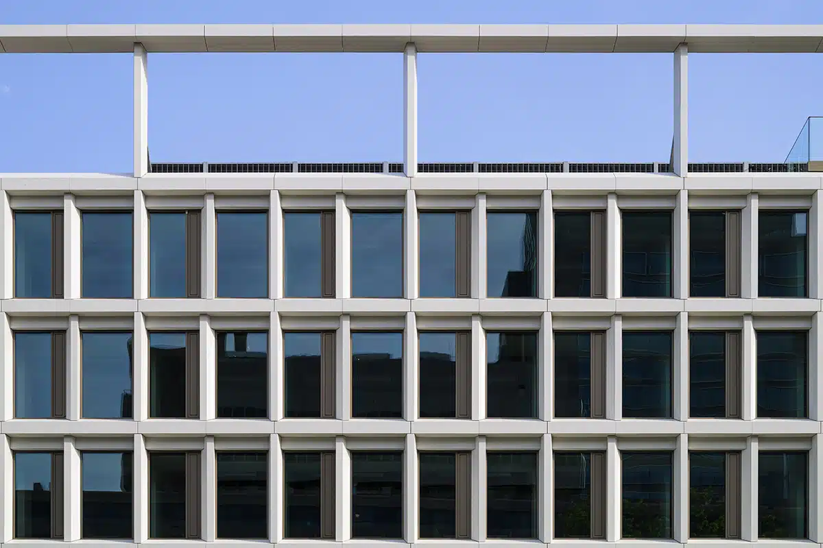 Bouwkundige details gevel stadhuisplein